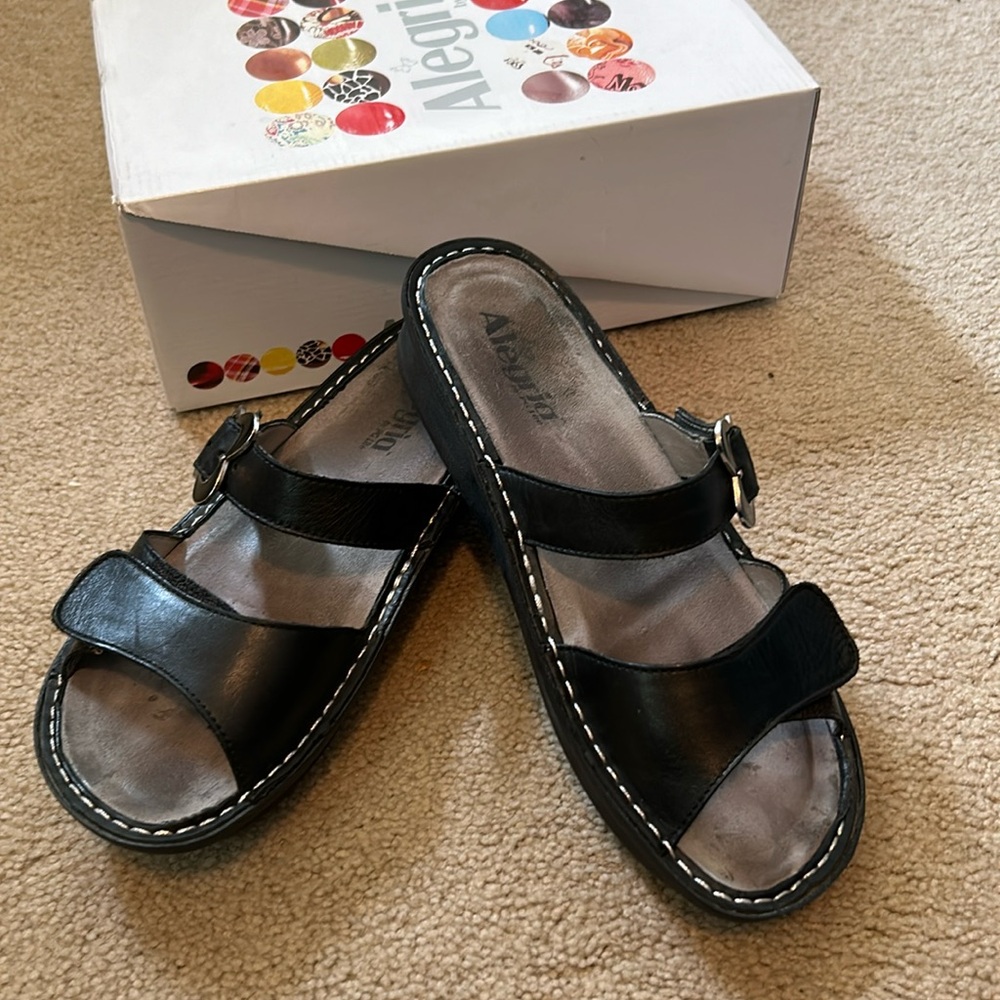 Alegria Black, adjustable straps. Velcro & butterfly buckle. Size Euro 40, US 10